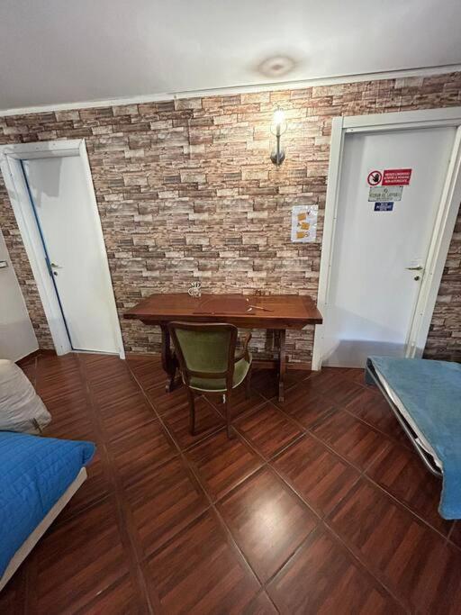 La Casa Sul Lago Di Napoli Lago Patria Luaran gambar